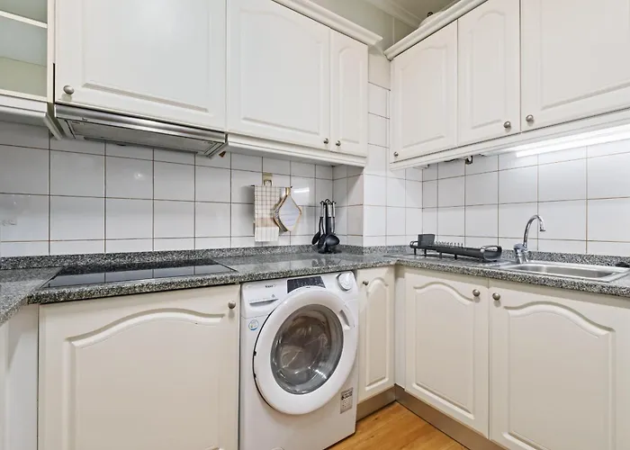 Imperatriz Ii - By Wehost *