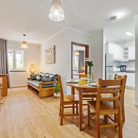 Imperatriz Ii - By Wehost * Funchal (Madeira)